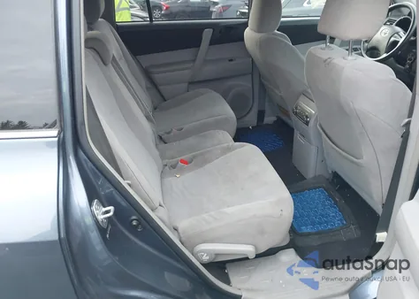 2011 Toyota Highlander Base V6 from USA, damaged, VIN 5TDBK3EHXBS075324